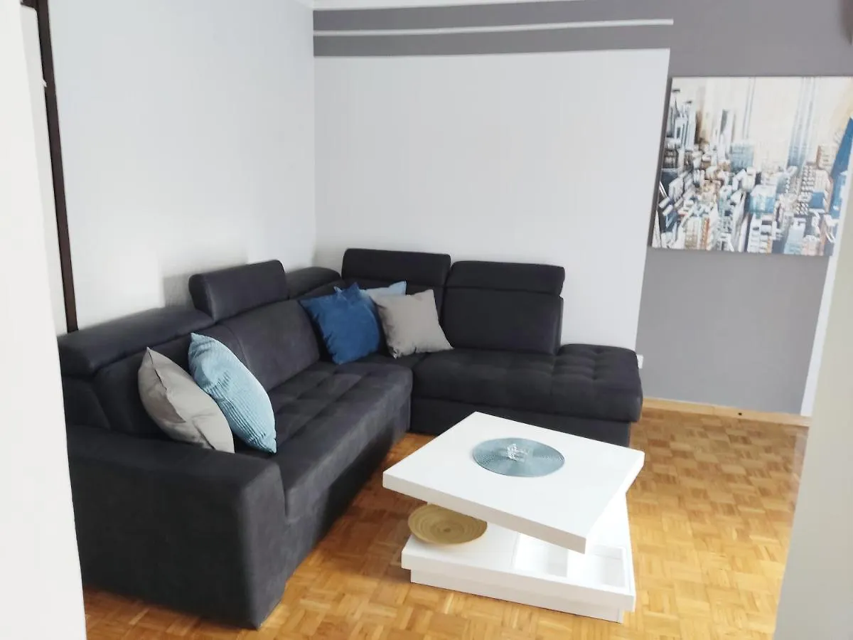 Apartment Marko Pula